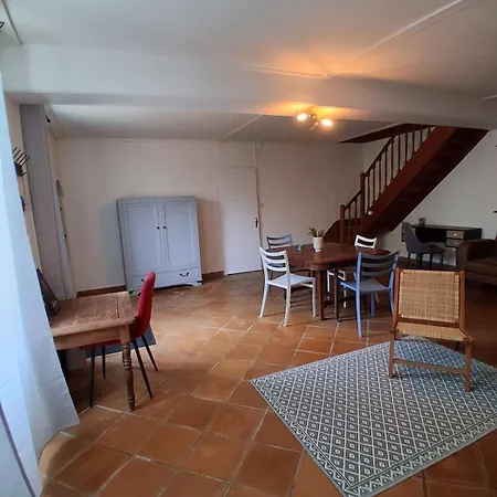 Maison Chaleureuse Dans Un Espace Ressourcant Сasa de vacaciones *